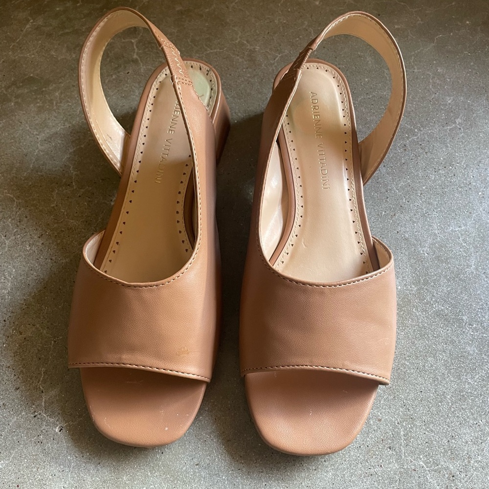 Low heel tan open toe pumps